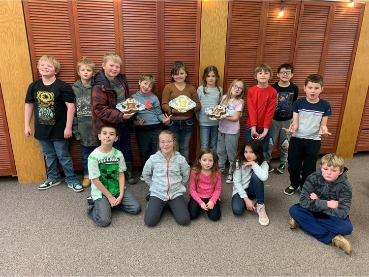Every year the students hear the Gingerbread Man in Spanish. Afterwards the students search the school in hopes of finding him. It looks like third grade was successful!